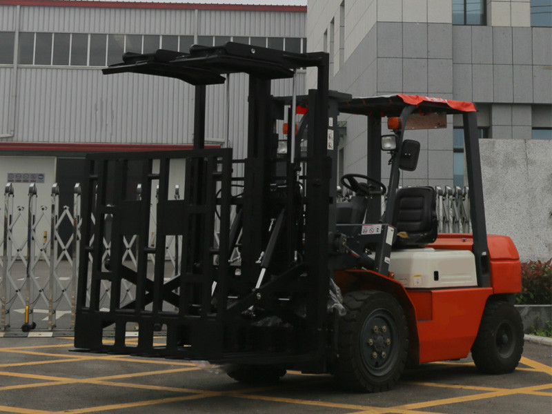 Pushes With Load Stabilizers Forklift