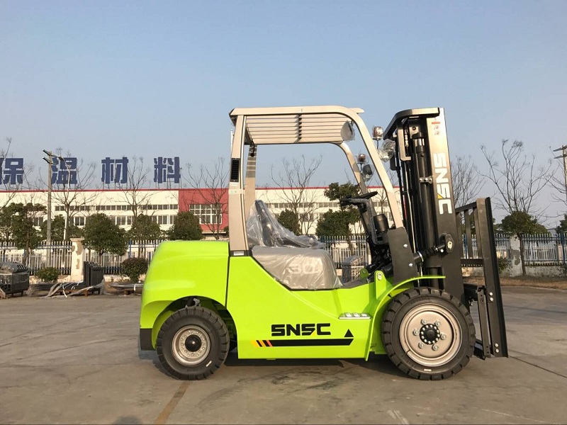 SNSC FD30 3T Diesel Forklift Truck to UAE