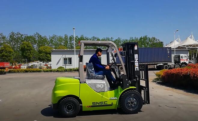 SNSC FD30 3T Diesel Forklift Truck to Chile