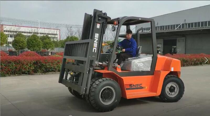 SNSC FD70 7T Diesel Forklift to Poland