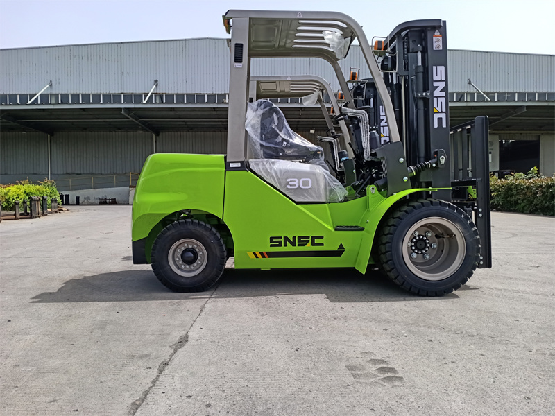 SNSC FD30 3 ton Diesel Forklift  to CHILE